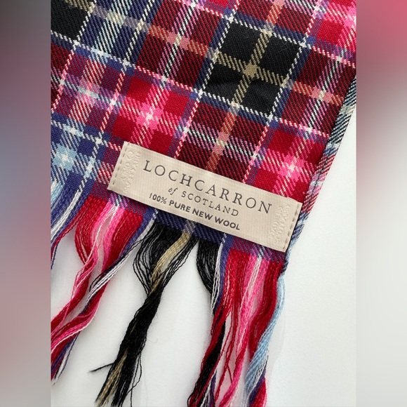 NWOT Lochcarron of Scotland 100% Pure New Wool Large Tartan Plaid Scarf - Picture 2 of 5